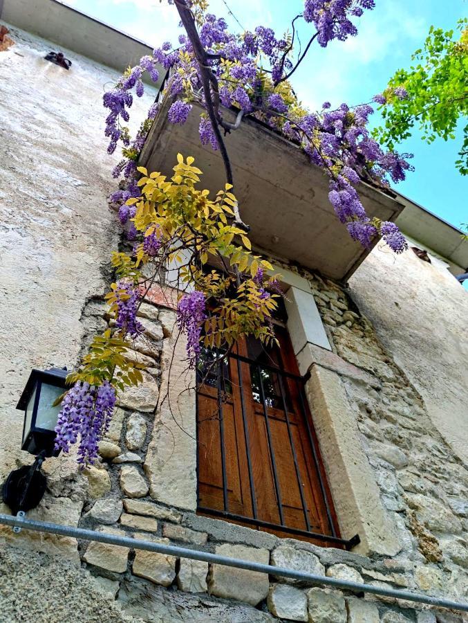 Penzion Ai Limiti • 67 • Stonehouse Palombaro Exteriér fotografie
